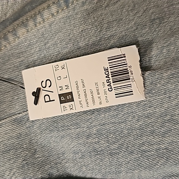 NWT Garage Paperbag Light Wash Denim Skirt Small - Picture 2 of 4